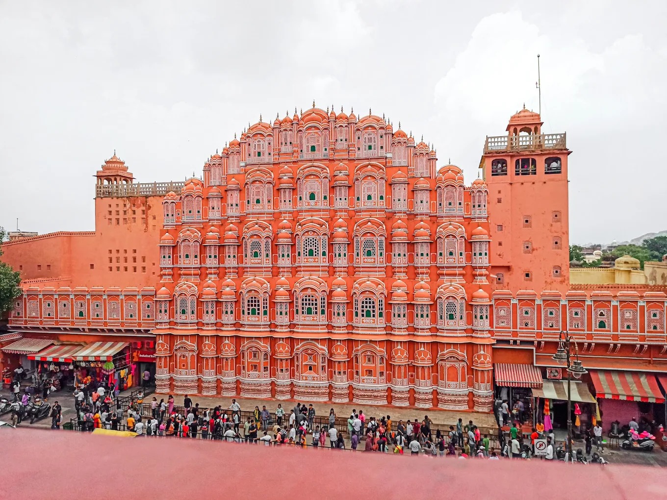 Patrika Gate